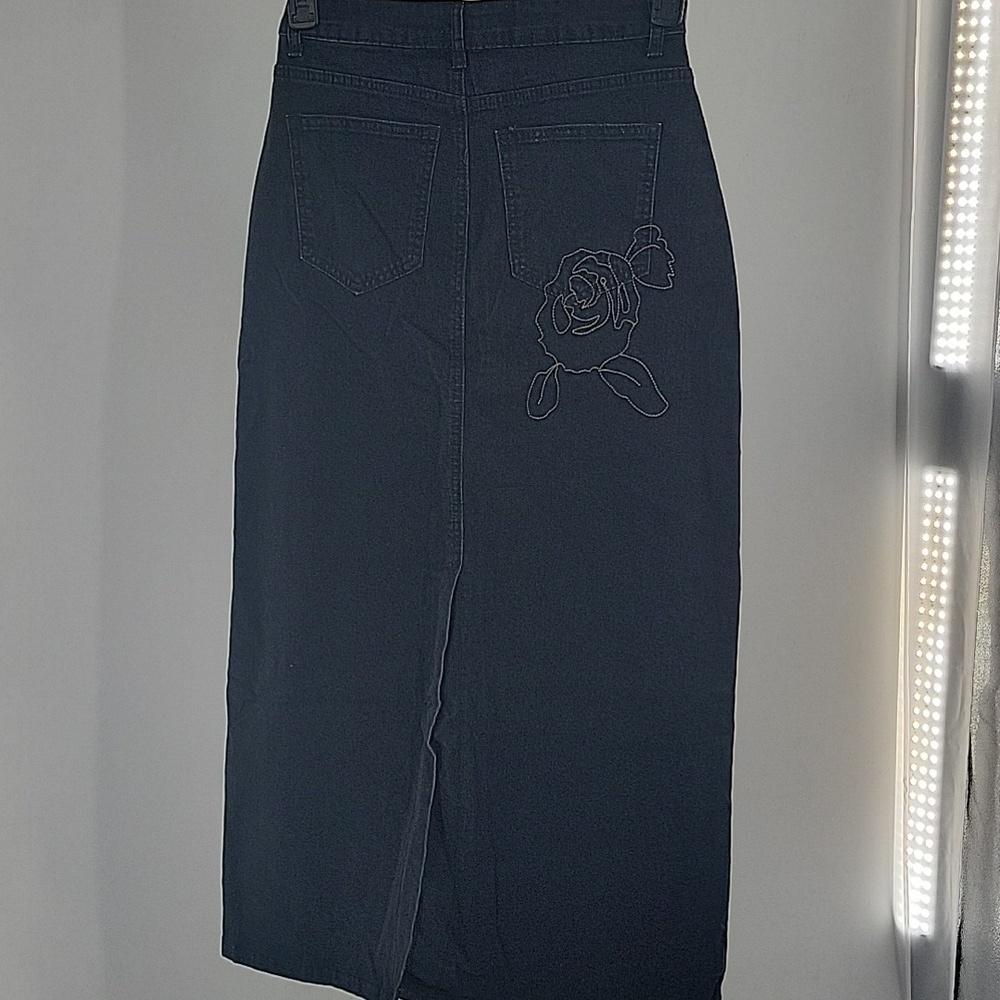 Black Denim Maxi Skirt with Floral Embroidery - Picture 8 of 16